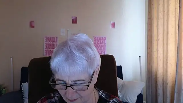 Sandra Snowflake online show from 13, 5, 2026