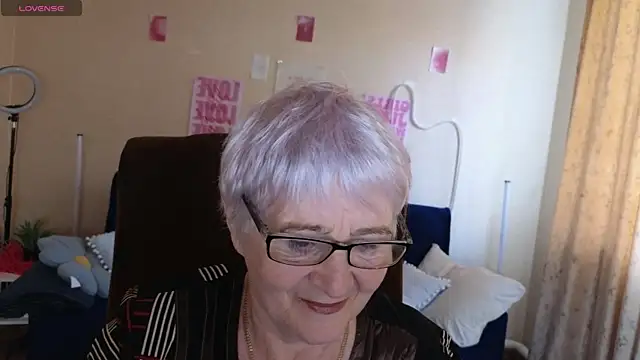 Sandra Snowflake online show from 14, 5, 2026