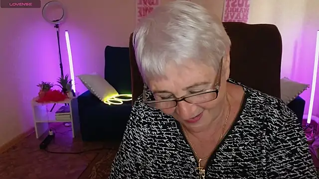 Sandra Snowflake online show from 9, 6, 2026