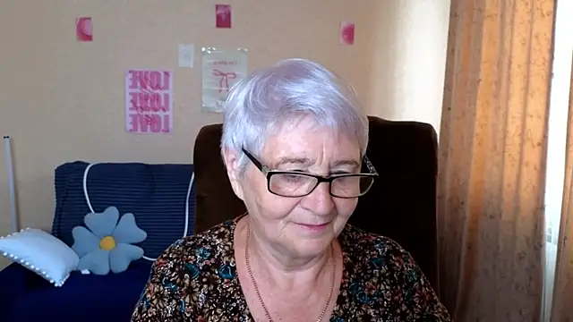 Sandra Snowflake online show from 29, 6, 2026