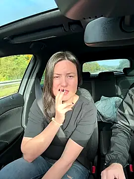 Snapshot of AvaFlowers6 chatting on 8, 10, 2025 AvaFlowers6 online show from 8, 10, 2025