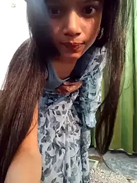 Snapshot of yourslady_ chatting on 27, 2, 2025 yourslady online show from 27, 2, 2025