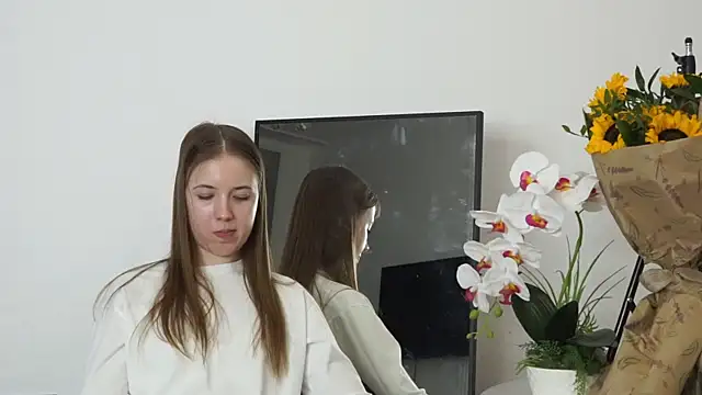 Snapshot of NicoCollard chatting on 21, 2, 2025 NicoCollard online show from 21, 2, 2025