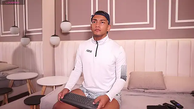 Rafa2004Cruz online show from 16, 2, 2026