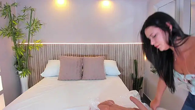 GeorginaReyes online show from 2, 10, 2025