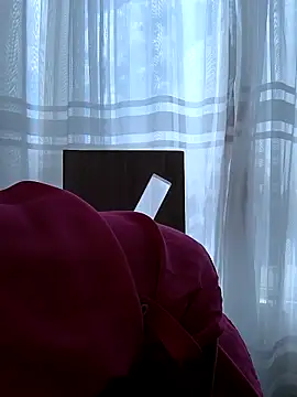 Mrsvictoriaaa online show from 2, 10, 2025