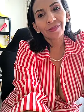 Mrsvictoriaaa online show from 30, 4, 2026
