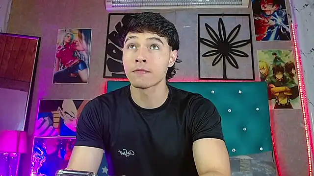 LiamAndrewzz online show from 12, 4, 2026