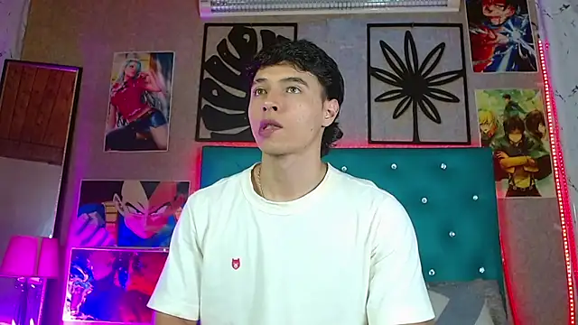Snapshot of LiamAndrewzz chatting on 26, 4, 2026 LiamAndrewzz online show from 26, 4, 2026