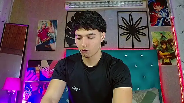 Snapshot of LiamAndrewzz chatting on 1, 5, 2026 LiamAndrewzz online show from 1, 5, 2026