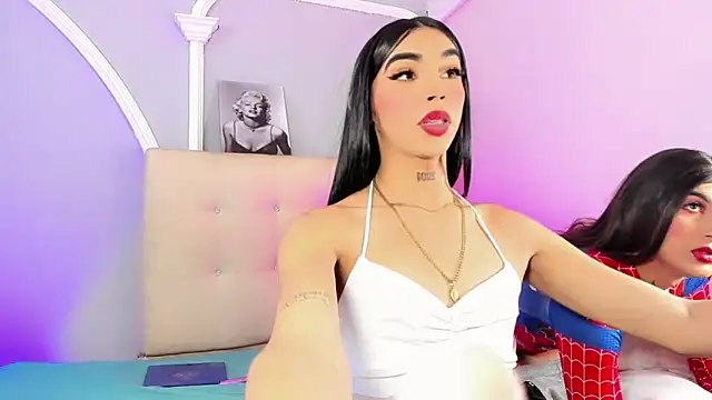 Snapshot of Brytany_TiffanySX chatting on 5, 3, 2025 Brytany TiffanySX online show from 5, 3, 2025