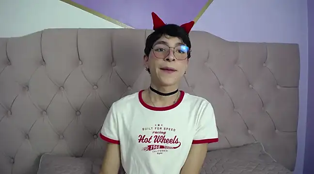 Damiian21  online show from 25, 2, 2025