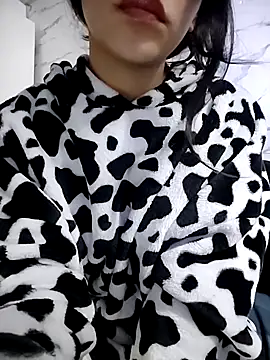 ElaRuil69 online show from 28, 10, 2025