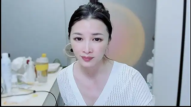 Snapshot of A_dabo chatting on 29, 10, 2025 A dabo online show from 29, 10, 2025