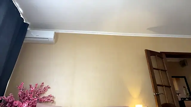 selena shawty online show from 18, 3, 2026