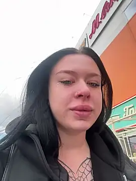 AlishaPrettyBlade online show from 15, 5, 2026