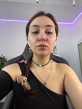 AshleySkott  online show from 3, 10, 2025