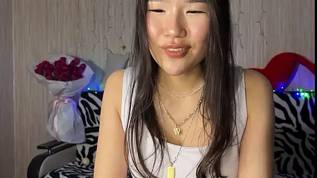 Snapshot of Asian_Vi chatting on 11, 3, 2025 Asian Vi online show from 11, 3, 2025