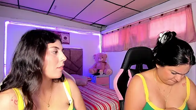Snapshot of Cristal_Smith20 chatting on 3, 6, 2026 Cristal Smith20 online show from 3, 6, 2026