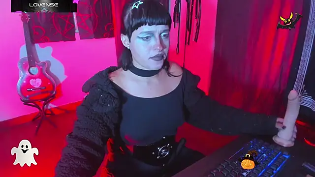 Snapshot of OnyxDiosaGotica chatting on 9, 7, 2026 OnyxDiosaGotica online show from 9, 7, 2026