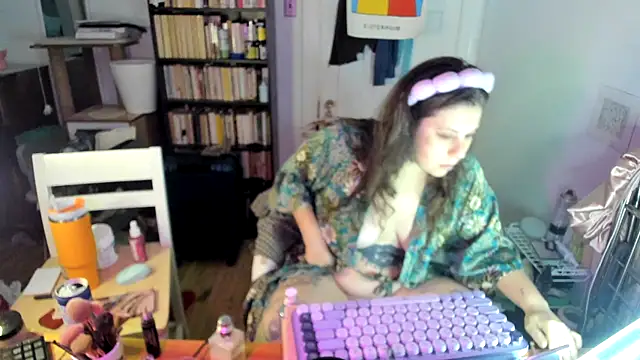 Rosiee69  online show from 2, 11, 2025