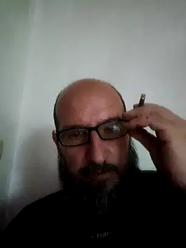 Snapshot of Stewartsons chatting on 6, 4, 2026 Stewartsons online show from 6, 4, 2026