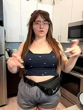 Snapshot of Snickerdoodles69 chatting on 5, 1, 2026 Snickerdoodles69 online show from 5, 1, 2026