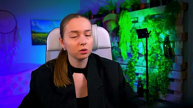 Snapshot of JenniferGraces chatting on 12, 2, 2026 JenniferGraces online show from 12, 2, 2026