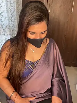 Sexy Madhuri Bhabhi online show from 9, 3, 2026
