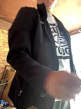 HTXBELLE online show from 10, 1, 2026