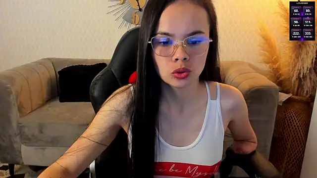 Snapshot of Kath_latorre chatting on 11, 3, 2025 Kath latorre online show from 11, 3, 2025