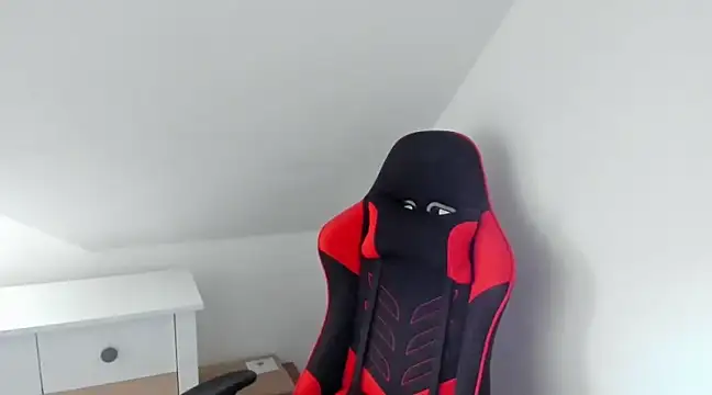 Snapshot of Kozik1992 chatting on 23, 2, 2025 Kozik1992 online show from 23, 2, 2025