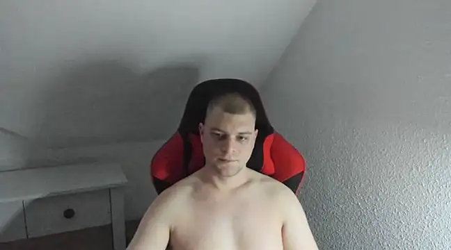 Snapshot of Kozik1992 chatting on 24, 2, 2025 Kozik1992 online show from 24, 2, 2025