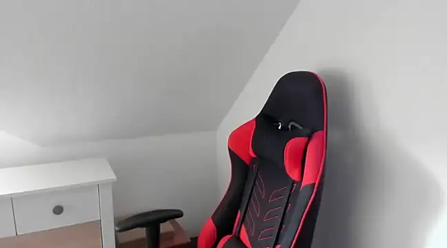 Snapshot of Kozik1992 chatting on 5, 3, 2025 Kozik1992 online show from 5, 3, 2025