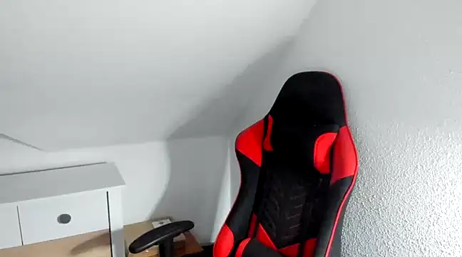 Snapshot of Kozik1992 chatting on 10, 3, 2025 Kozik1992 online show from 10, 3, 2025