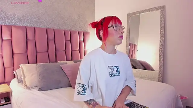 Snapshot of AbellaFox_ chatting on 19, 3, 2026 AbellaFox online show from 19, 3, 2026