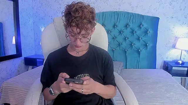 iiangel  online show from 12, 11, 2025