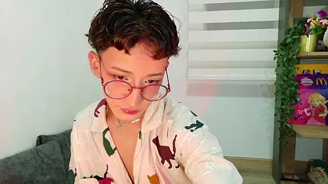 iiangel  online show from 14, 4, 2026