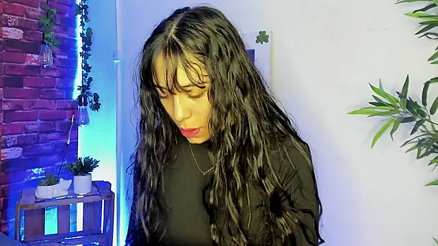 Snapshot of TANIA_06 chatting on 11, 9, 2025 TANIA 06 online show from 11, 9, 2025