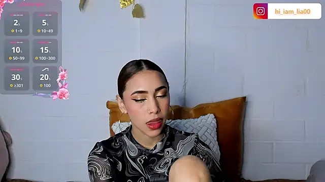 LiaHansson online show from 7, 11, 2025