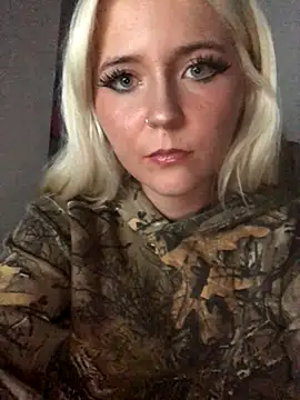 Snapshot of Blondie_Sofia_Essexbabe chatting on 30, 9, 2025 Blondie Sofia Essexbabe online show from 30, 9, 2025