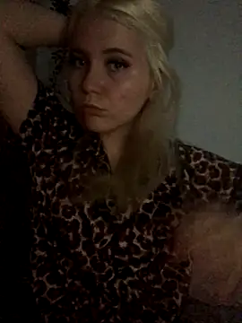 Snapshot of Blondie_Sofia_Essexbabe chatting on 2, 10, 2025 Blondie Sofia Essexbabe online show from 2, 10, 2025