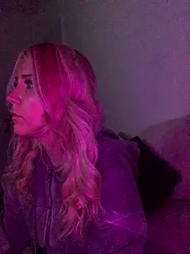 Snapshot of Blondie_Sofia_Essexbabe chatting on 16, 1, 2026 Blondie Sofia Essexbabe online show from 16, 1, 2026