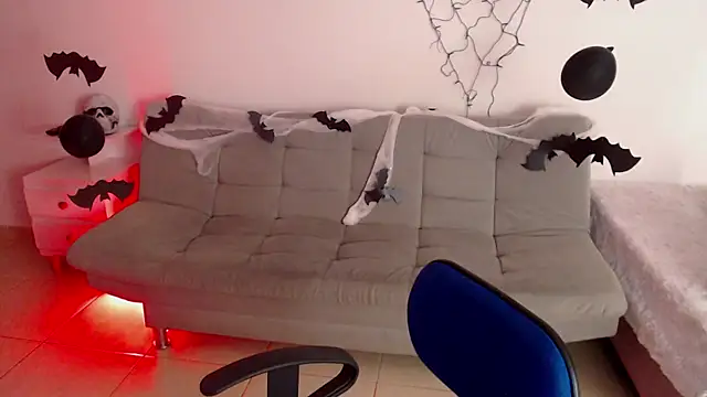 emily-777 online show from 23, 10, 2025