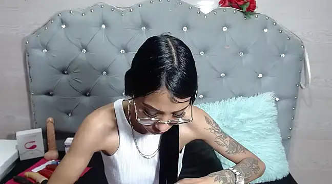 Karla SlutSkinny online show from 21, 2, 2025