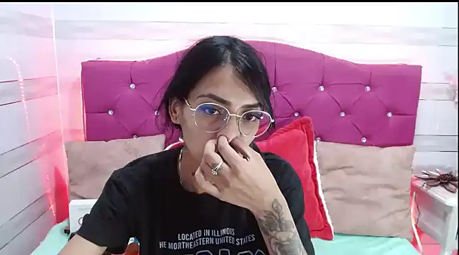 Karla SlutSkinny online show from 25, 2, 2025