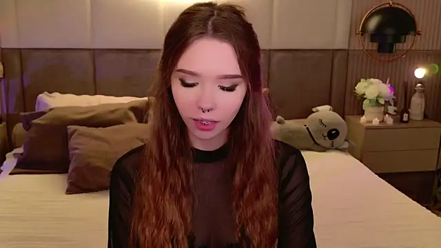 Snapshot of Sierra_Fane chatting on 18, 3, 2025 Sierra Fane online show from 18, 3, 2025