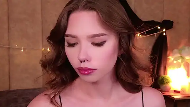 Snapshot of Sierra_Fane chatting on 19, 9, 2025 Sierra Fane online show from 19, 9, 2025