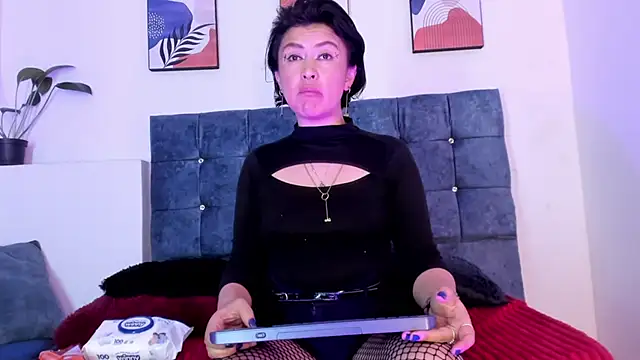 lilith catt online show from 12, 3, 2025