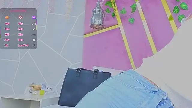 EmmyCortez online show from 13, 9, 2025